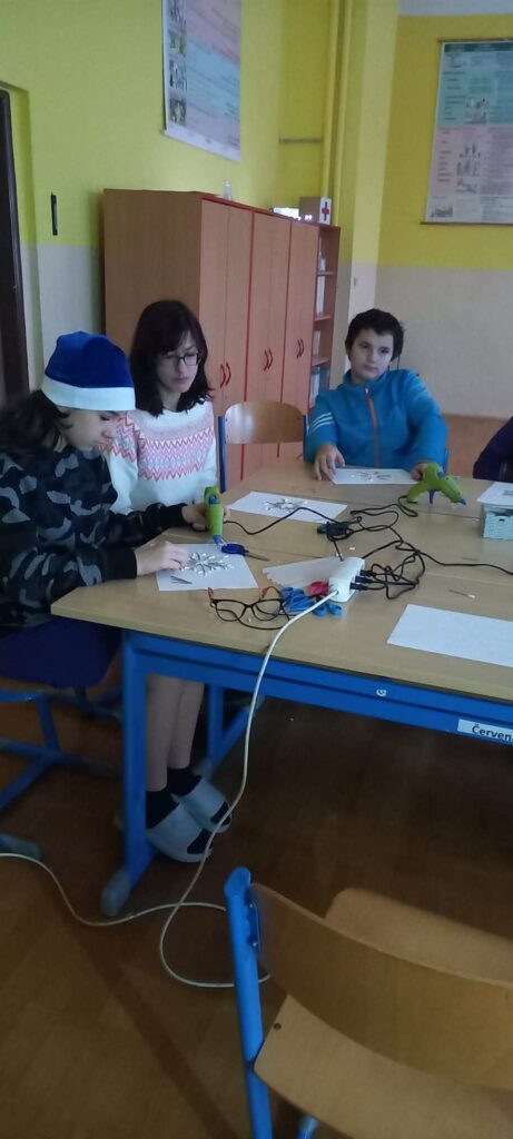 Zapojíme i paní asistentku