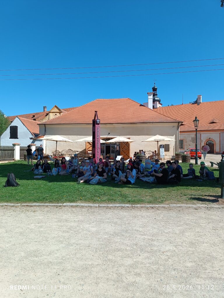 Zmrzlina nám tady chutná